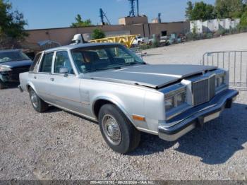  Salvage Chrysler Fifth Avenue