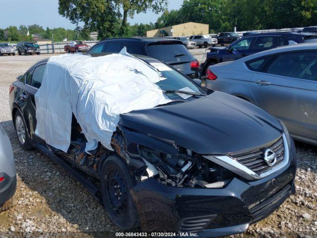  Salvage Nissan Altima