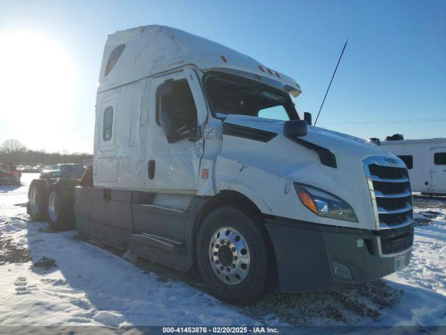  Salvage Freightliner New Cascadia 126