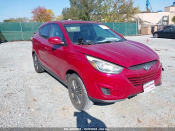  Salvage Hyundai TUCSON