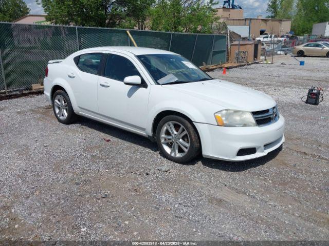  Salvage Dodge Avenger