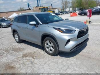  Salvage Toyota Highlander