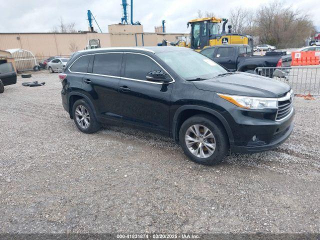  Salvage Toyota Highlander