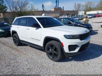  Salvage Jeep Grand Cherokee