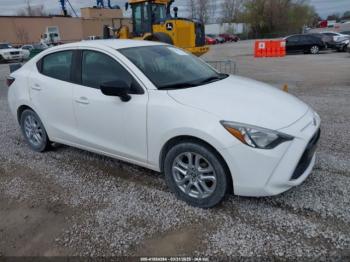  Salvage Toyota Yaris