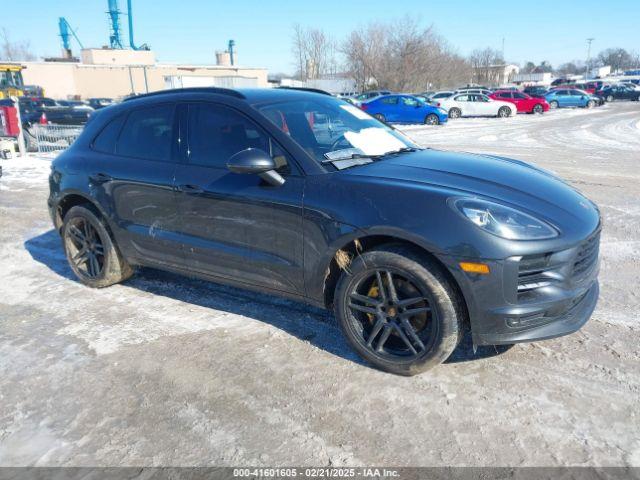  Salvage Porsche Macan