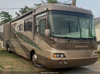  Salvage Freightliner XC