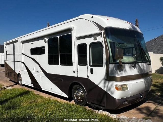  Salvage Freightliner Xcs