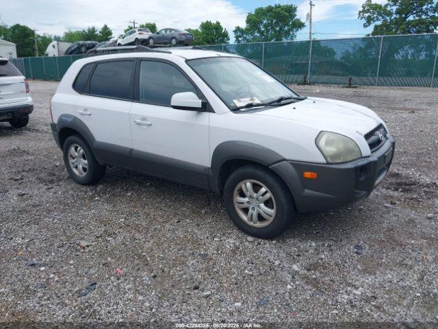  Salvage Hyundai TUCSON