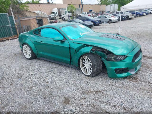  Salvage Ford Mustang