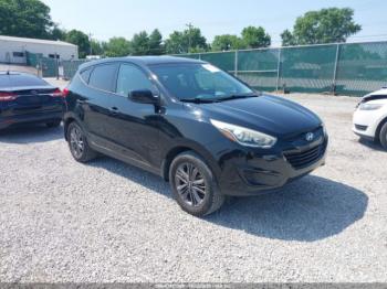  Salvage Hyundai TUCSON