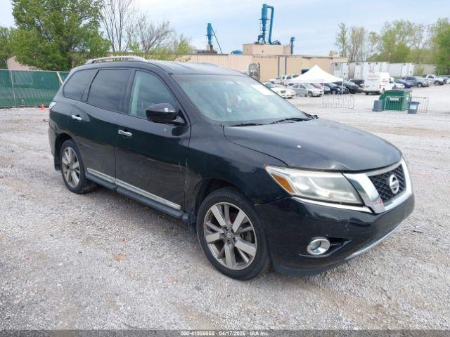  Salvage Nissan Pathfinder