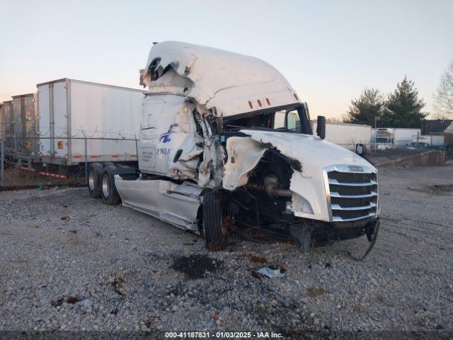  Salvage Freightliner New Cascadia 126