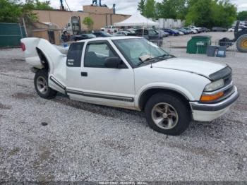  Salvage Chevrolet S-10