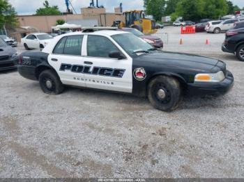  Salvage Ford Crown Victoria