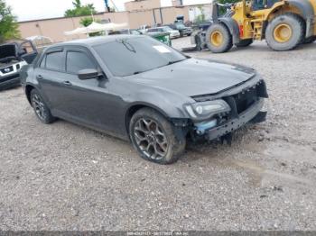  Salvage Chrysler 300