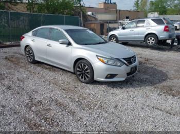  Salvage Nissan Altima