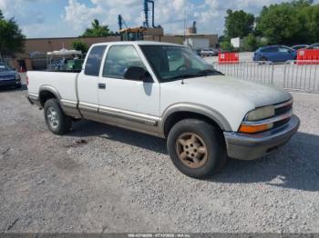  Salvage Chevrolet S-10