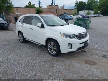  Salvage Kia Sorento