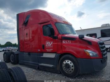  Salvage Freightliner New Cascadia 126