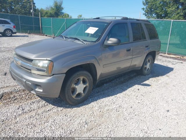 Chevrolet Trailblazer Ls Image 4