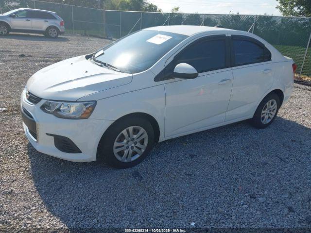 Chevrolet Sonic Ls Auto Image 8