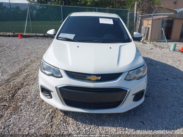 Chevrolet Sonic Ls Auto Image 4