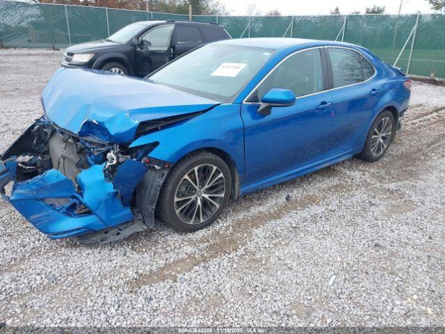 Toyota Camry Se Image 15