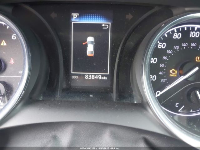 Toyota Camry Se Image 18