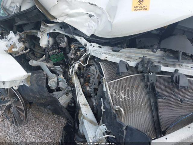 Toyota Highlander Le Image 8