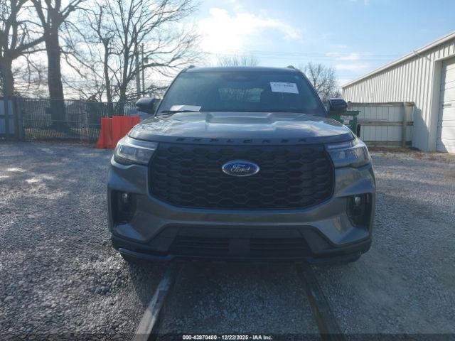 Ford Explorer St-line Image 14