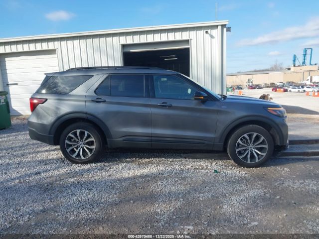 Ford Explorer St-line Image 8