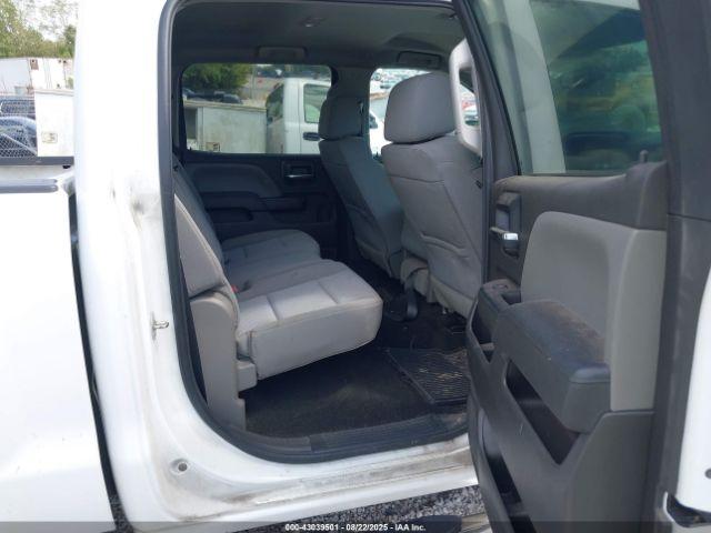 Chevrolet Silverado 1500 Custom Image 13