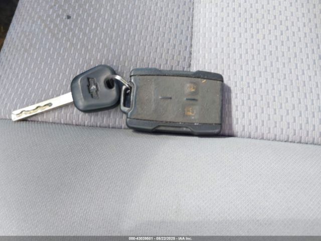 Chevrolet Silverado 1500 Custom Image 12