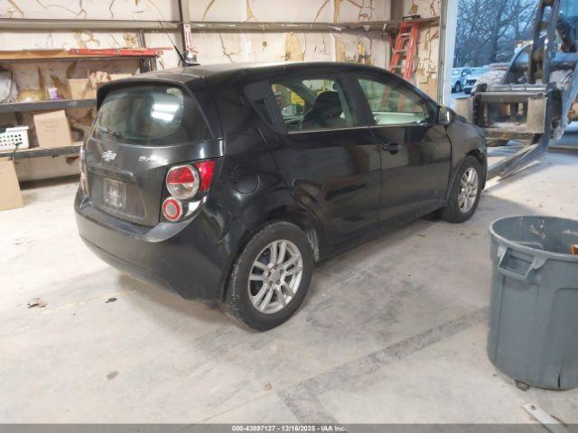 Chevrolet Sonic Lt Auto Image 2