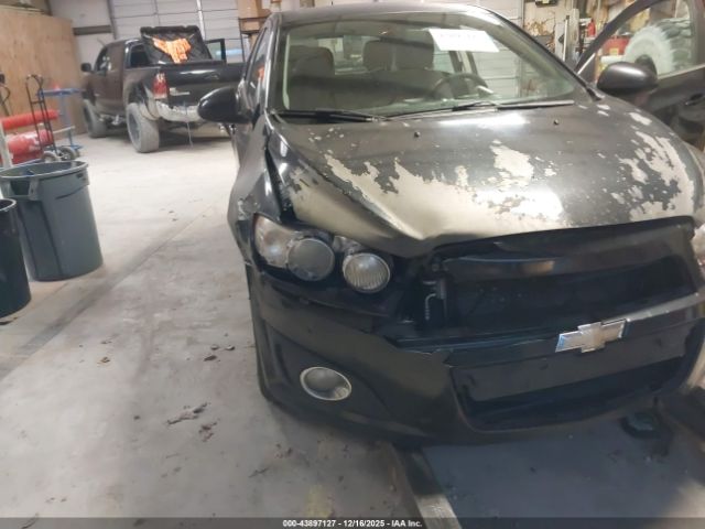 Chevrolet Sonic Lt Auto Image 8