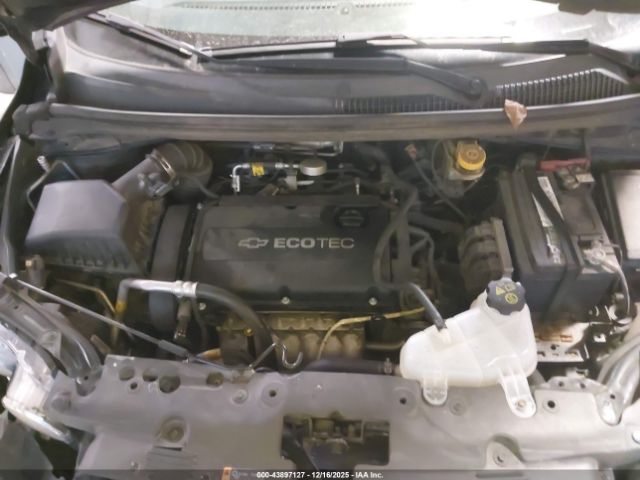 Chevrolet Sonic Lt Auto Image 5